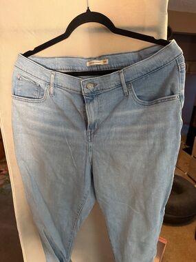 Levi's Light Blue Women's Boyfriend Jeans - Casual Relaxed Fit